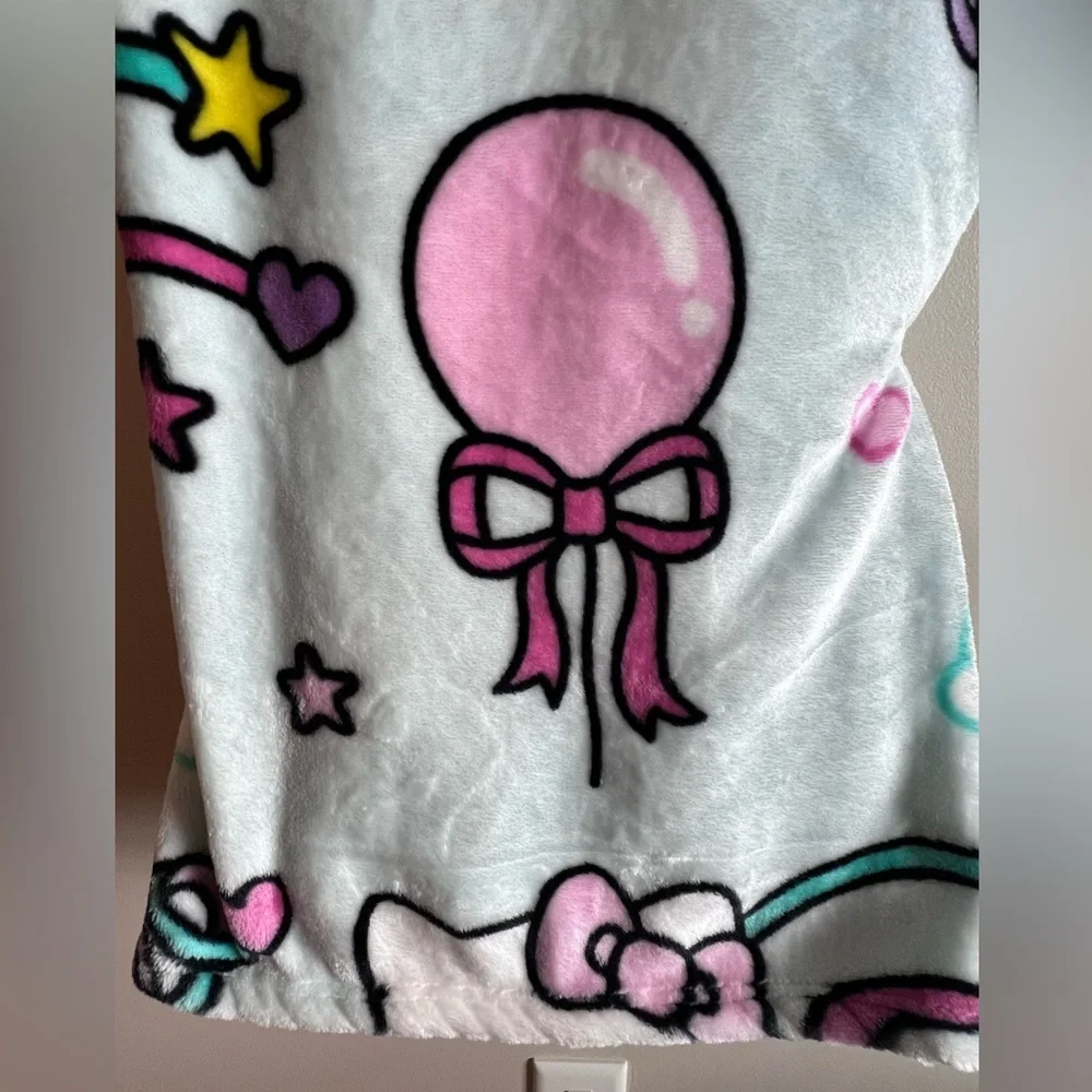 Hello kitty balloons and ribbons throw‎ blanket